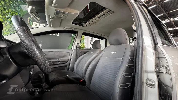 CROSSFOX 1.6 Mi Total Flex 8V 5p