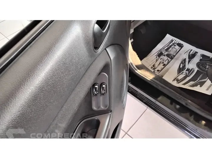 FIESTA HATCH (FLY)(KINETIC) 1.6 8V(FLEX)