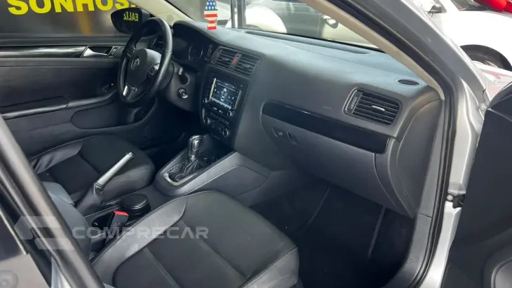 Jetta 2.0 4P FLEX AUTOMÁTICO