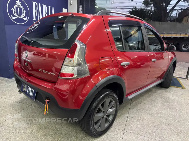 SANDERO STEPWAY Hi-F. R. CURL 1.6 16V 5p