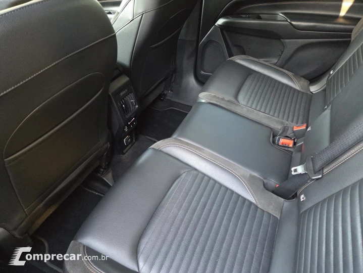 COMMANDER 1.3 T270 TURBO FLEX LIMITED AT6
