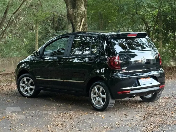 FOX 1.6 MI HIGHLINE 8V FLEX 4P MANUAL