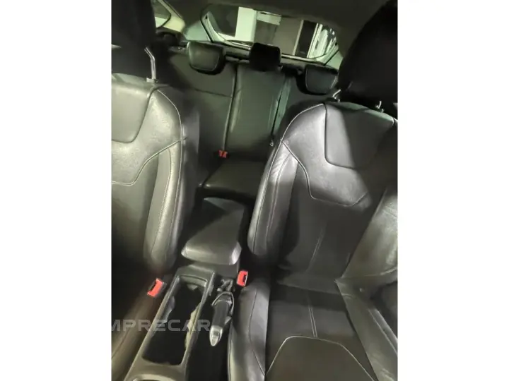 FOCUS 2.0 SE PLUS 16V FLEX 4P POWERSHIFT