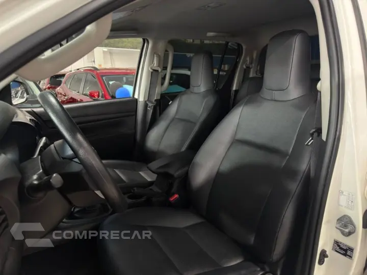 Hilux CD 4x4 2.8 Diesel Mec.