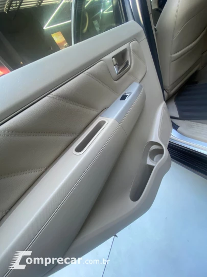 HILUX SW4 3.0 4X4 V6 24V