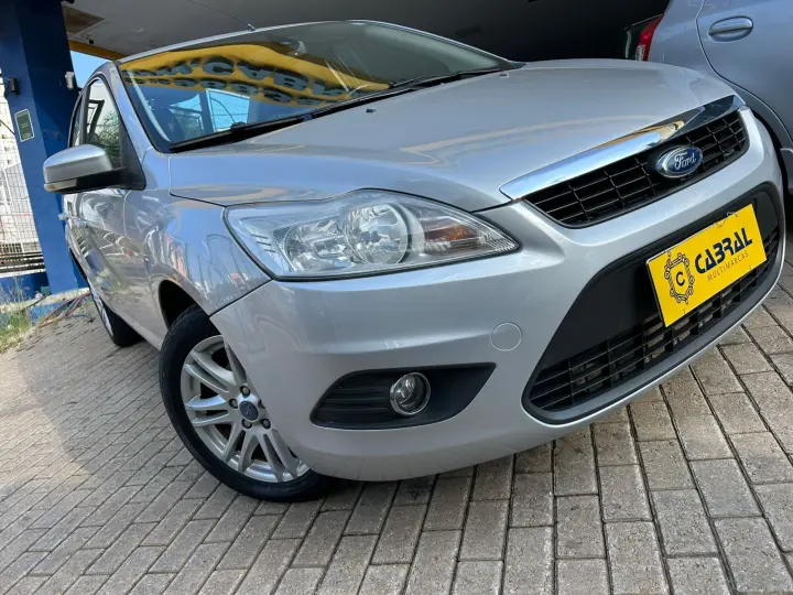 Focus Sedan 2.0 16V/2.0 16V Flex 4p