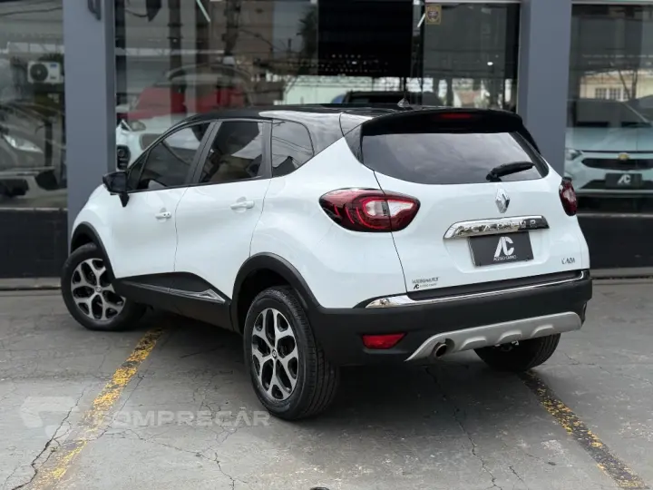 CAPTUR Intense 1.6 16V Flex 5p Aut.
