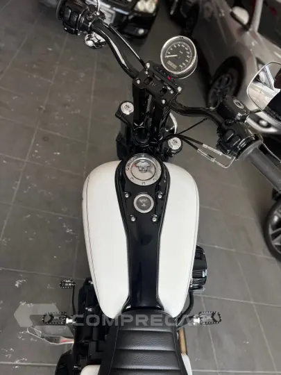 DYNA SUPER GLIDE CUSTOM