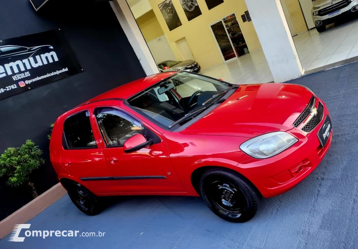 CELTA 1.0 MPFI LT 8V