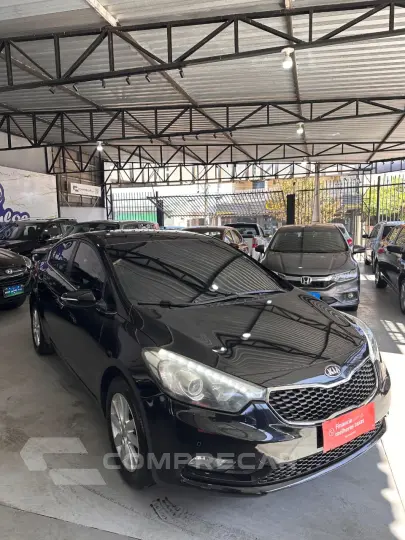 CERATO 1.6 E.213 Sedan 16V