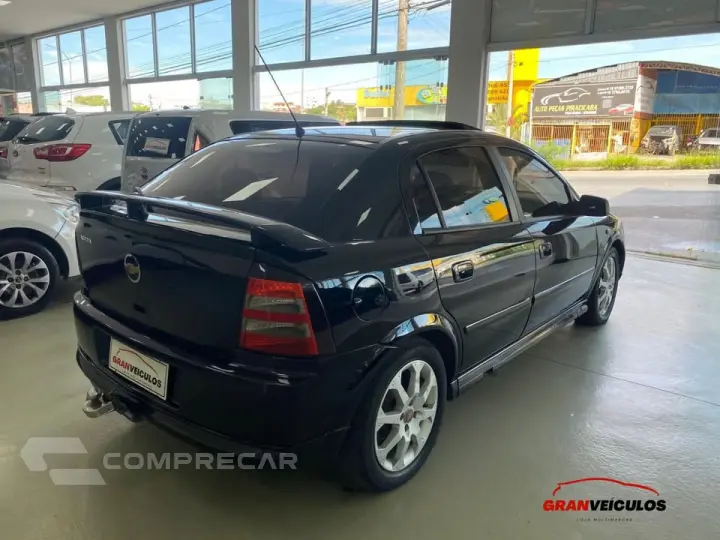 ASTRA 2.0 MPFI SS 8V FLEX 4P MANUAL