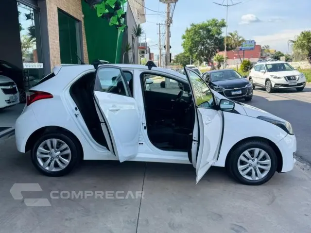 HB20 - 1.6 COMFORT PLUS 16V 4P AUTOMÁTICO