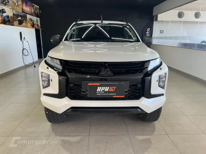 L200 TRITON 2.4 16V Turbo Sport Hpe-s CD 4X4