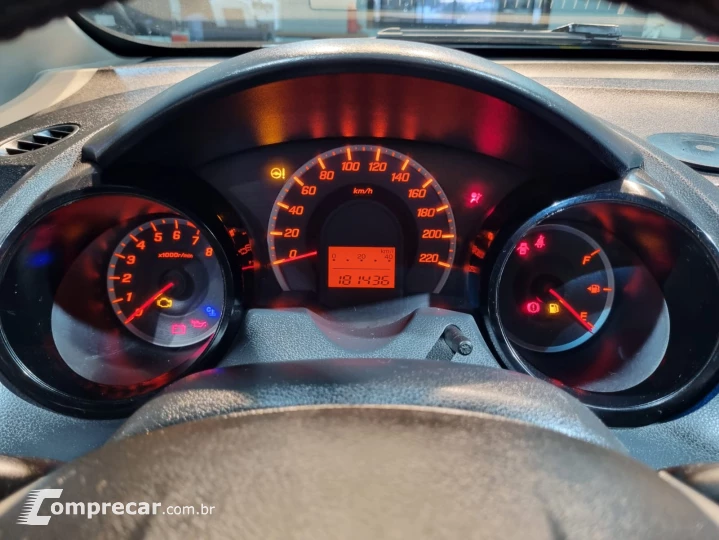 FIT 1.4 LX 16V