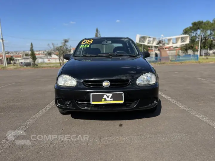 Classic Sedan 1.0 4P