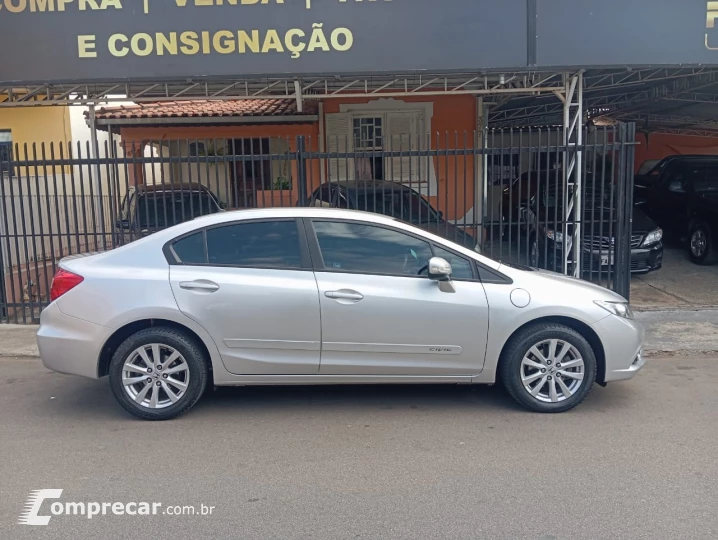 CIVIC 1.8 LXL 16V