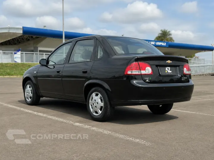Classic Sedan 1.0 4P VHCE FLEX LS