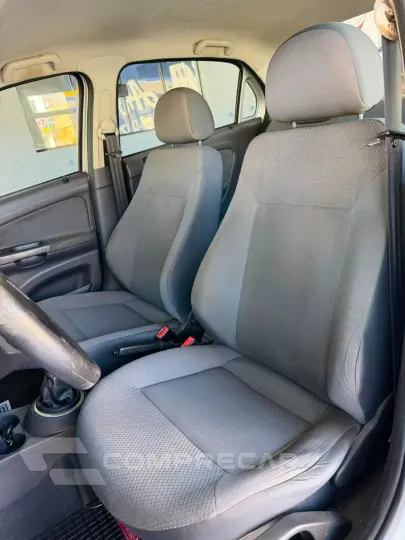 VOYAGE 1.6/1.6 City  Mi Total Flex 8V 4p