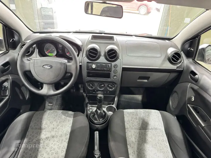 Fiesta 1.6 Mpi Sedan 8V Flex 4P Manual