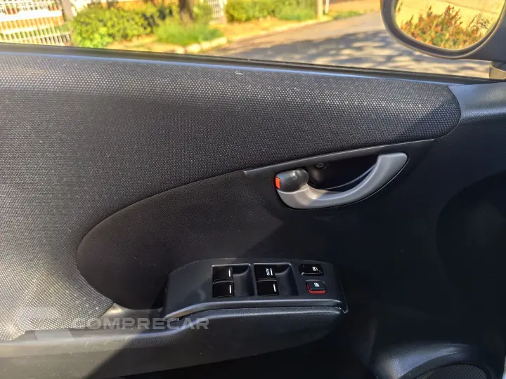 FIT 1.4 LX 16V FLEX 4P MANUAL