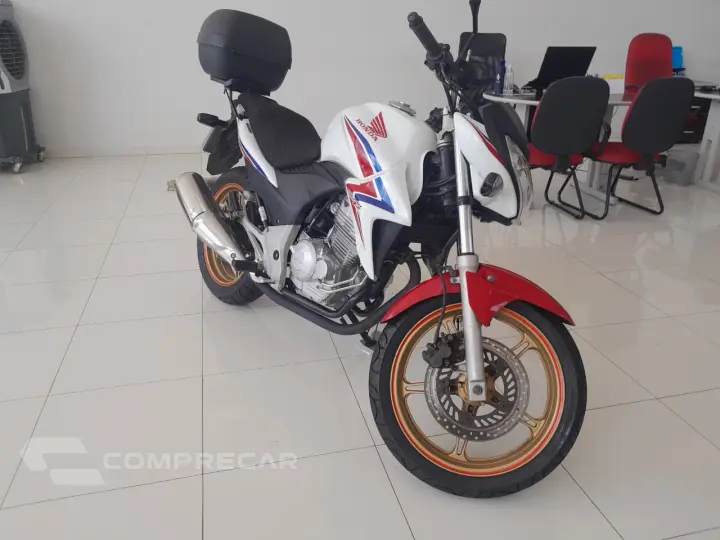 CB 300 R ESPECIAL EDITION