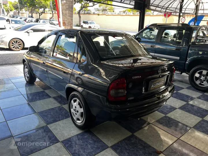 CORSA 1.0 MPFI Milenium Sedan 8V