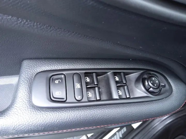 TORO 2.0 16V TURBO DIESEL ULTRA 4WD AT9