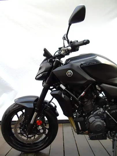 YAMAHA MT-07 CONNECTED ABS