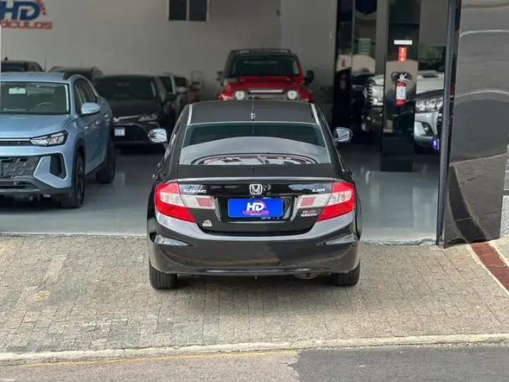 CIVIC LXR