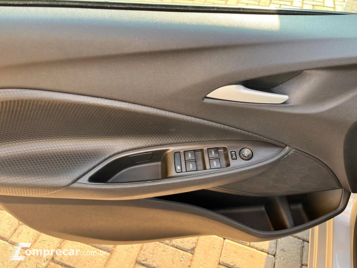 Onix Hatch 1.0 12V 4P FLEX