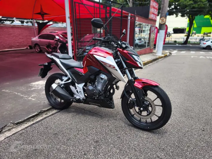 CB 300 F Twister FLEX ABS