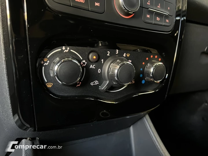 SANDERO 1.6 STEPWAY 16V FLEX 4P AUTOMÁTICO