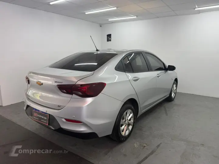 ONIX SEDAN Plus LT 1.0 12V TB Flex Mec.