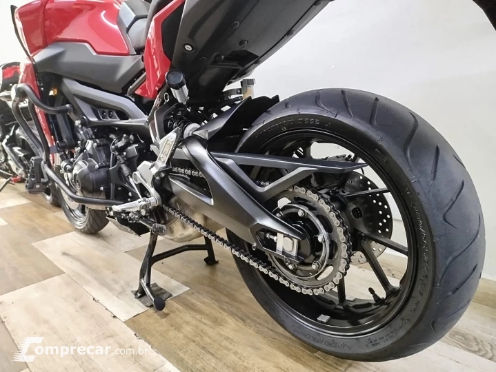 Tracer 900 GT