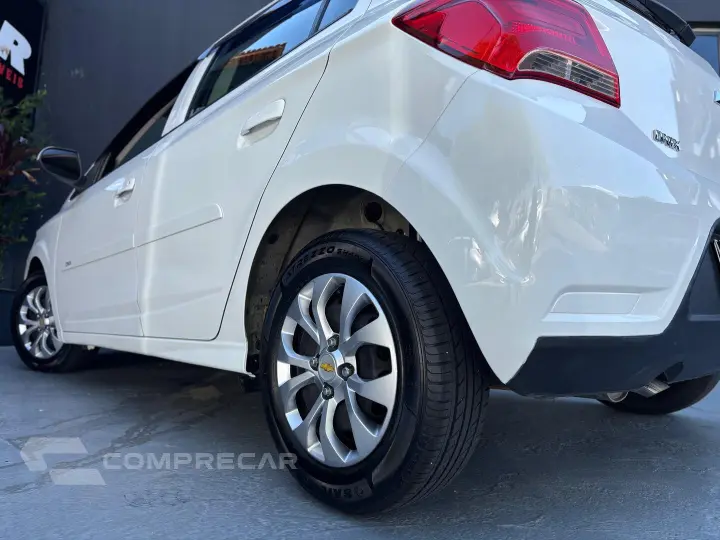 ONIX 1.0 MPFI LT 8V
