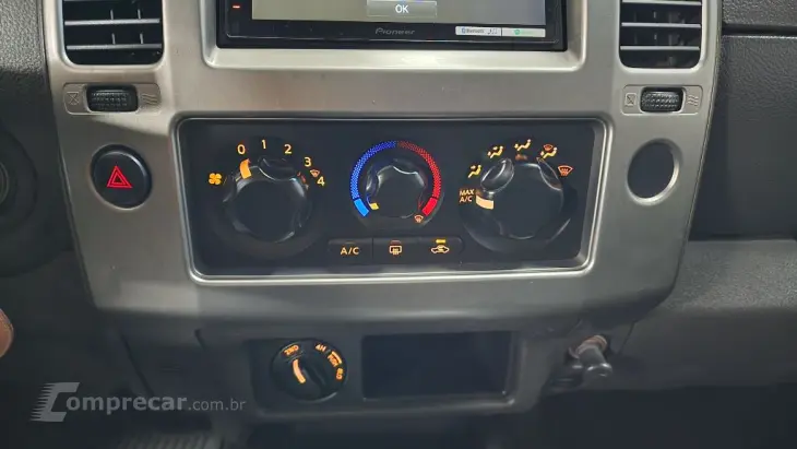 Frontier LE ATTACK CD 4x4 2.5 TB Die.Aut