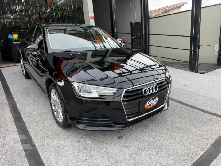 A4 Attraction 2.0 TFSI 190cv S tronic