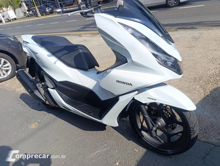 PCX 160 DLX