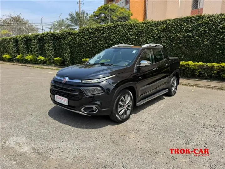 TORO 2.0 16V Turbo Volcano 4X4