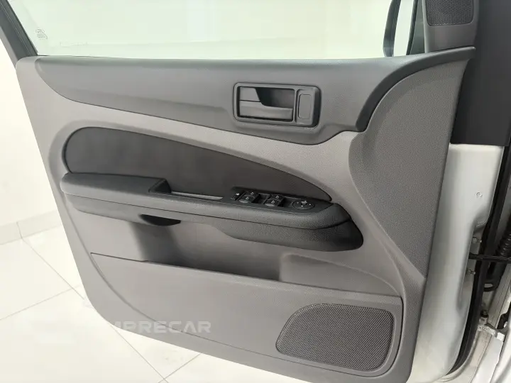 FOCUS 1.6 SE Sedan 16V