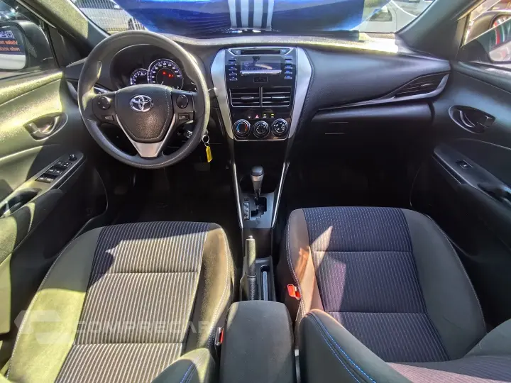 YARIS 1.3 16V FLEX XL MULTIDRIVE