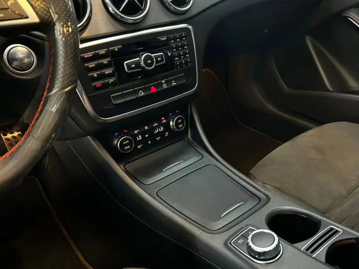 GLA-250 Sport  2.0 16V 211cv Aut.