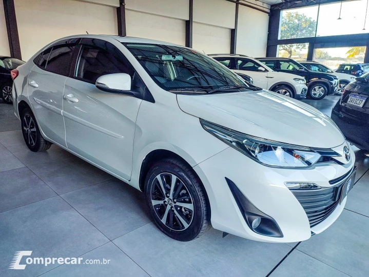 YARIS 1.5 16V Sedan XLS Connect