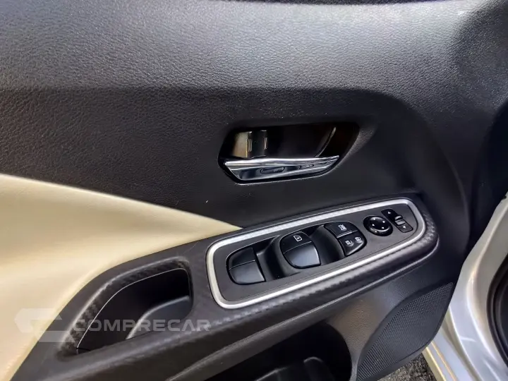 VERSA 1.6 16V FLEX EXCLUSIVE XTRONIC