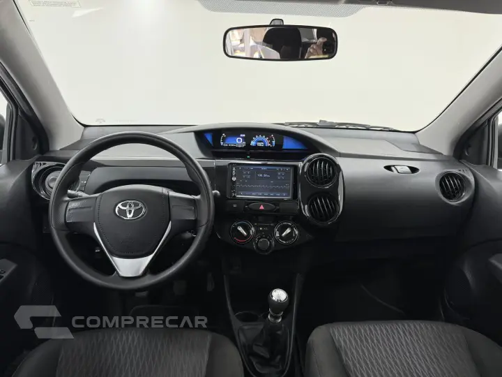 ETIOS 1.5 X Sedan 16V
