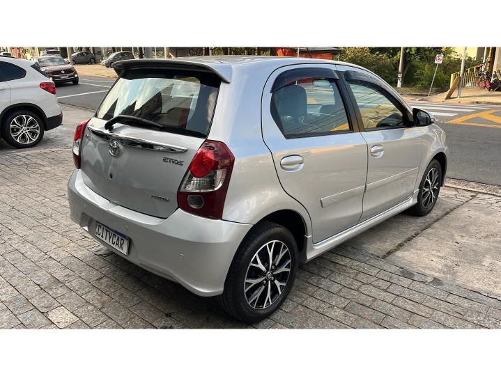 ETIOS 1.5 PLATINUM 16V FLEX 4P AUTOMÁTICO
