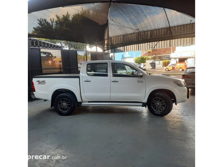 HILUX 3.0 SRV 4X4 CD 16V TURBO INTERCOOLER DIESEL 4P AUTOMÁT