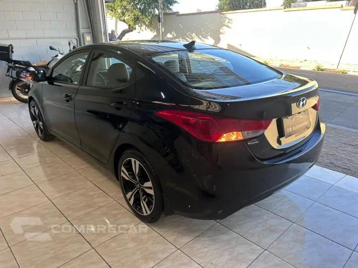 ELANTRA 2.0 16V