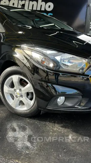 Onix Hatch 1.4 4P FLEX LT AUTOMÁTICO