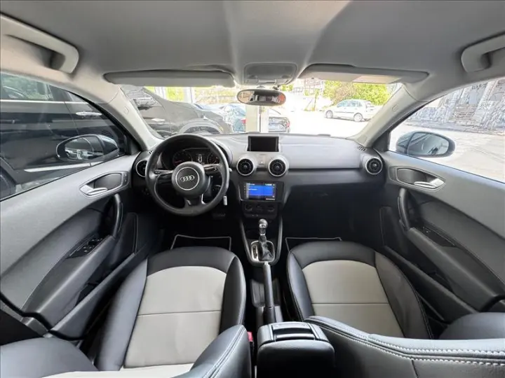 A1 1.4 TFSI Sportback Attraction 16V 122cv